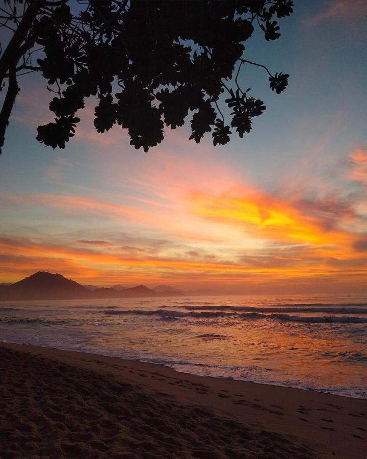 Hostel Praia Martin De Sa 卡拉瓜塔图巴 外观 照片